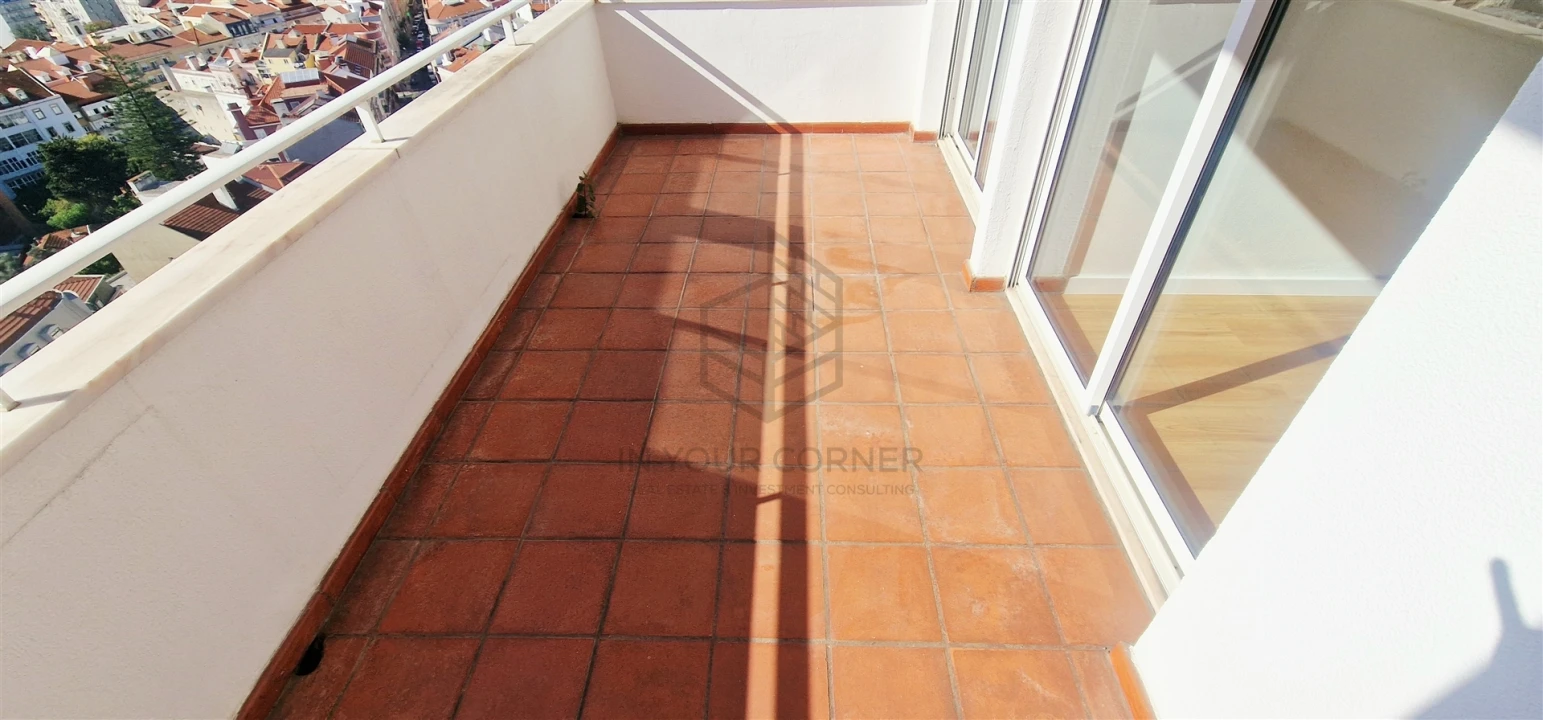 Apartamento T1 para Arrendamento em Penha de França Foto 24