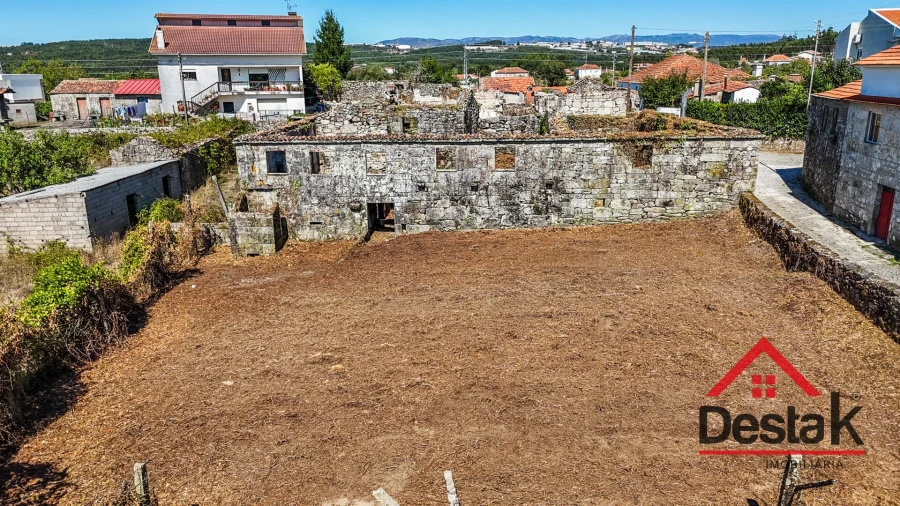 Moradia T10 para Venda em Cambra e Carvalhal de Vermilhas Foto 7