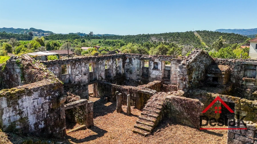 Moradia T10 para Venda em Cambra e Carvalhal de Vermilhas Foto 5