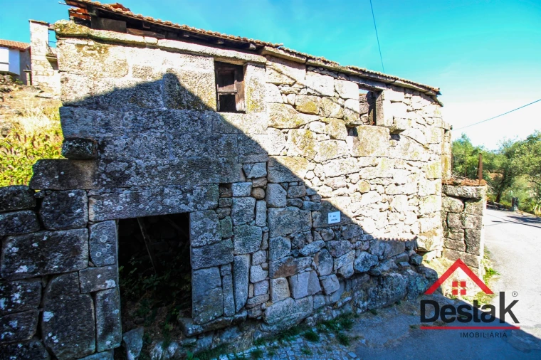 Moradia T0 para Venda em Ventosa Foto 4