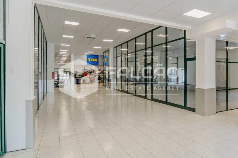 Loja para Arrendamento em Fundão, Valverde, Donas, A. Joanes, A. Nova Cabo