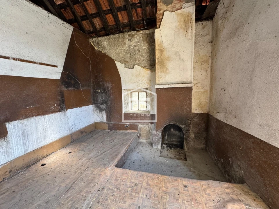 Moradia T0 para Venda em Vila Franca da Serra Foto 30