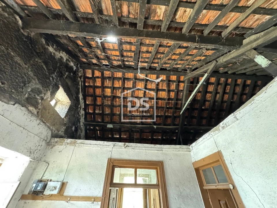 Moradia T0 para Venda em Vila Franca da Serra Foto 36