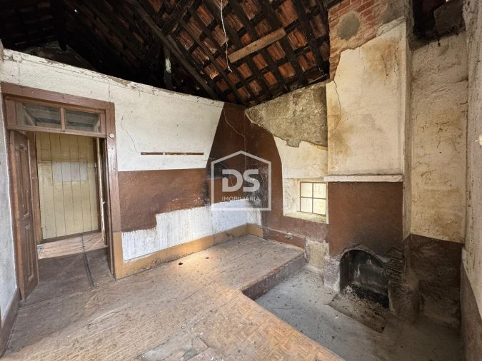 Moradia T0 para Venda em Vila Franca da Serra Foto 49