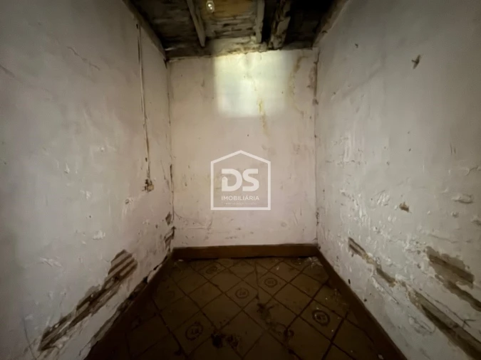 Moradia T0 para Venda em Vila Franca da Serra Foto 41