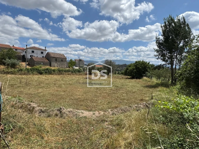 Moradia T0 para Venda em Vila Franca da Serra Foto 6