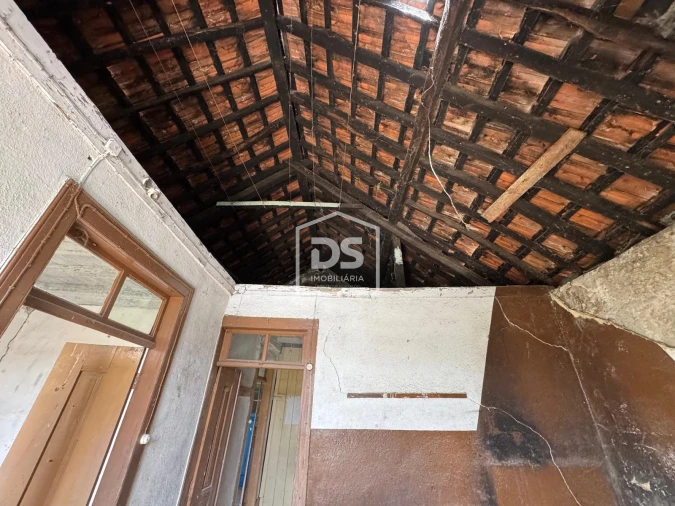 Moradia T0 para Venda em Vila Franca da Serra Foto 29