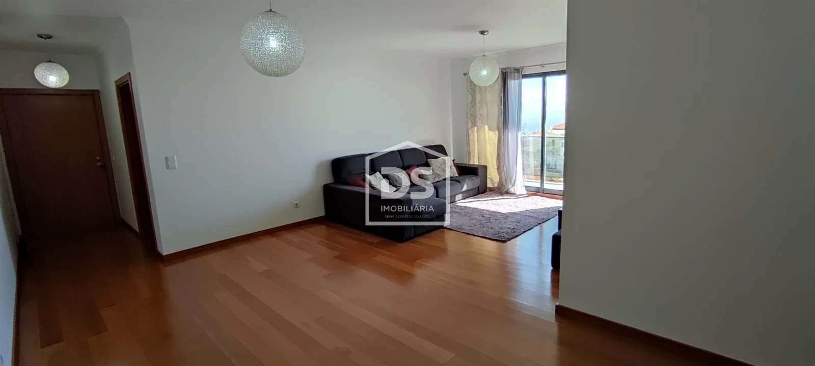 Apartamento T2 para Venda em Caniço Foto 7