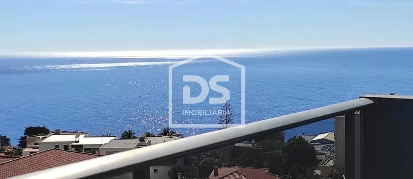 Apartamento T2 para Venda em Caniço Foto 3