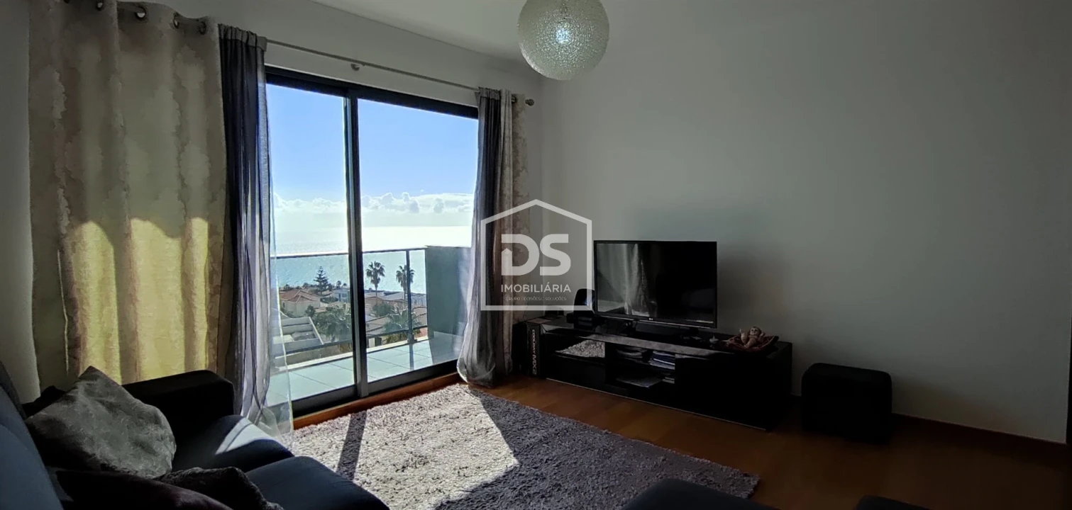 Apartamento T2 para Venda em Caniço Foto 10