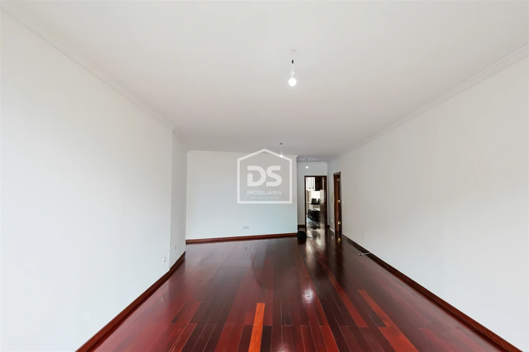 Apartamento T2 para Venda em Funchal (Se) Foto 52
