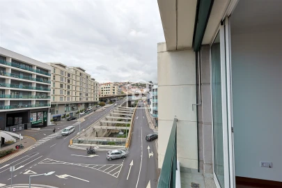 Apartamento T2 para Venda em Funchal (Se)