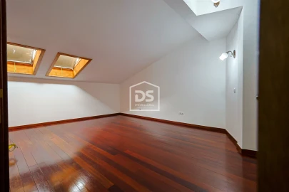 Apartamento T2 para Venda em Funchal (Se)