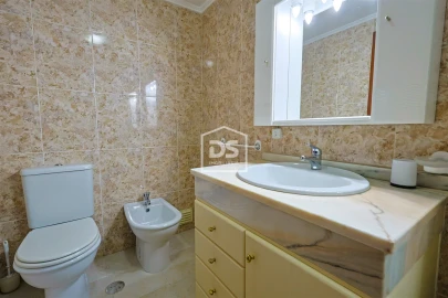 Apartamento T2 para Venda em Funchal (Se)