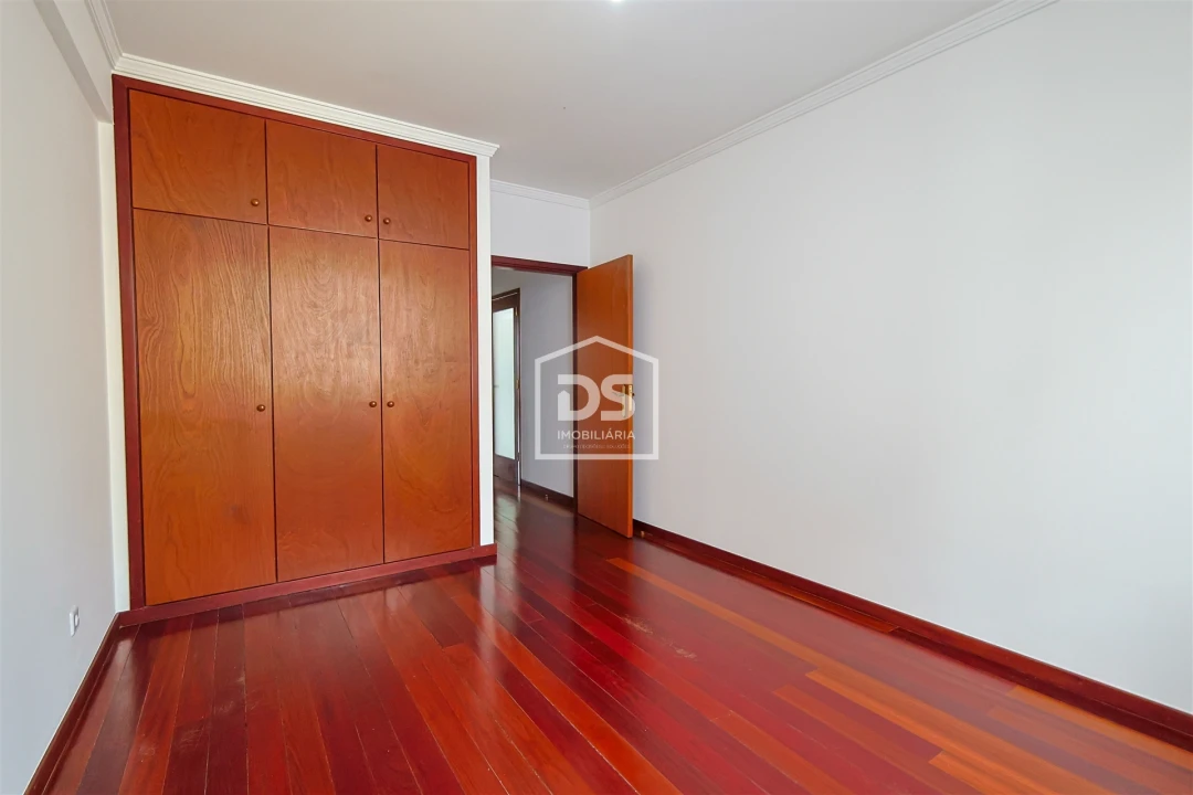 Apartamento T2 para Venda em Funchal (Se) Foto 79