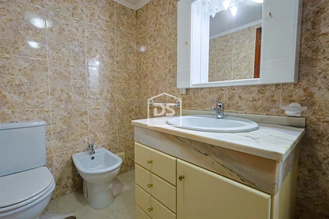 Apartamento T2 para Venda em Funchal (Se) Foto 90