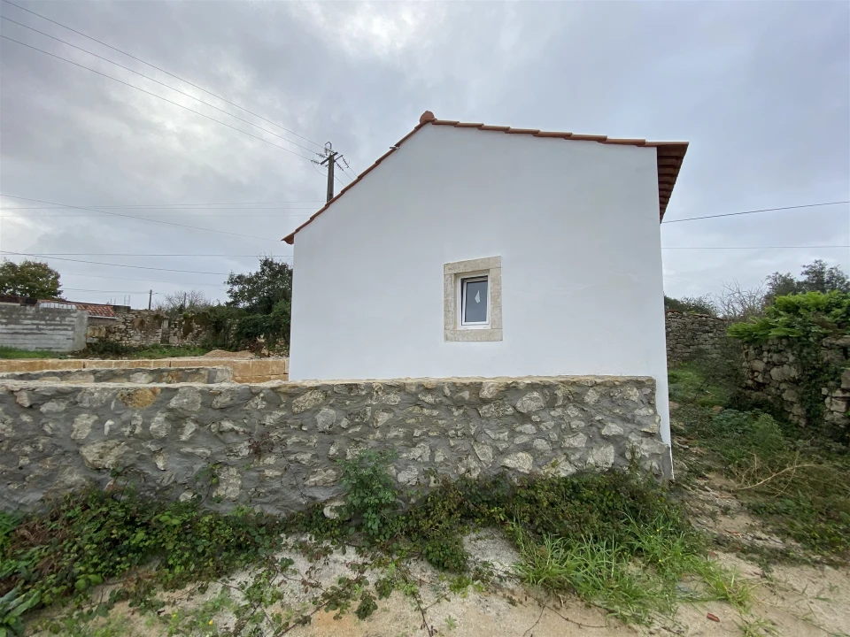 Moradia T2 para Venda em Alqueidão da Serra Foto 14