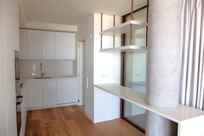 Apartamento T2 para Venda em Aldoar, Foz do Douro e Nevogilde