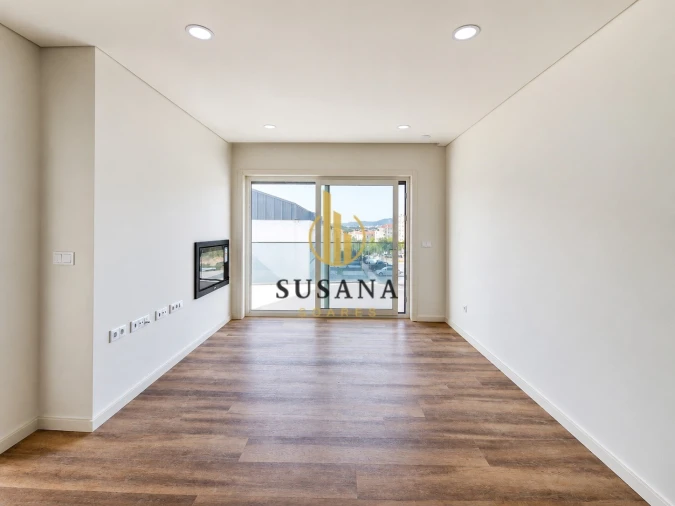 Apartamento T3 para Venda em Viseu Foto 3