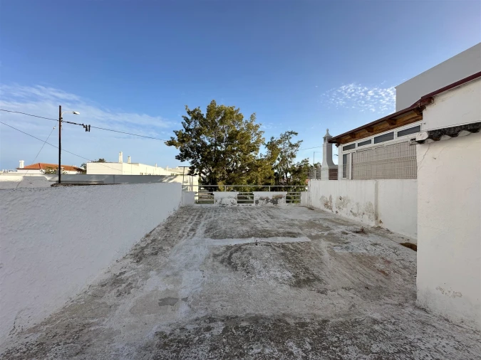 Moradia T2 para Venda em Olhão Foto 1