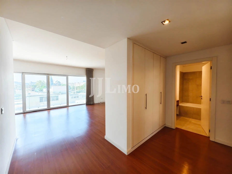 Apartamento T1 para Venda em Algés, Linda-A-Velha e Cruz Quebrada-Dafundo Foto 4