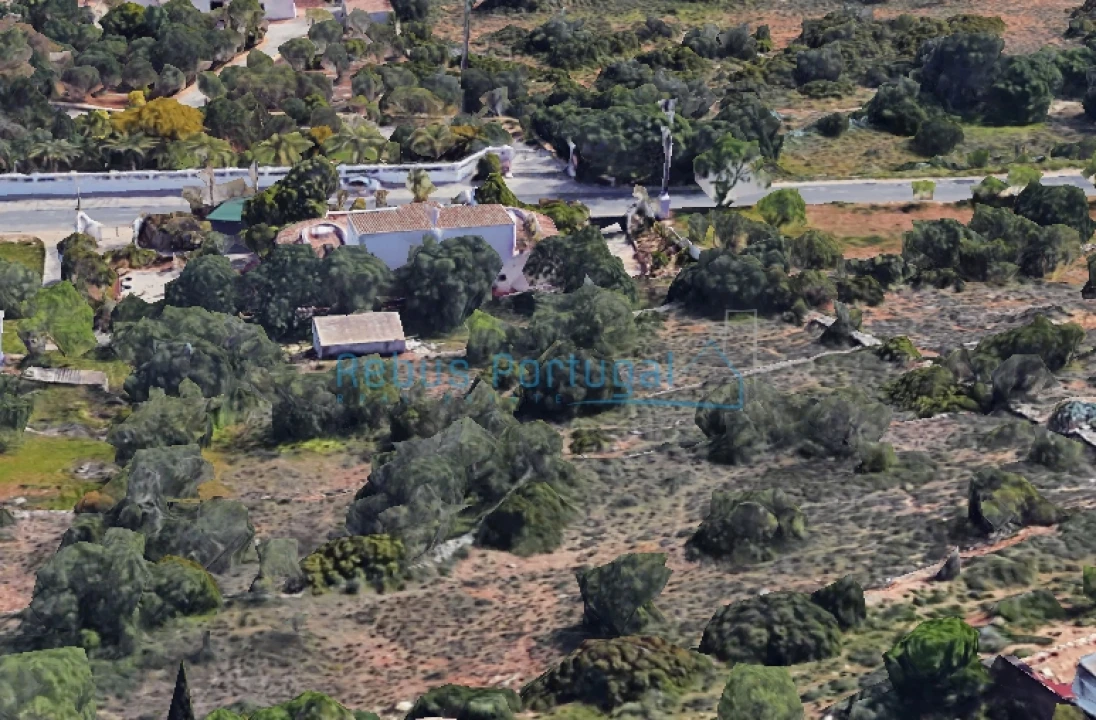 Terreno para Venda em Santa Barbara de Nexe Foto 14