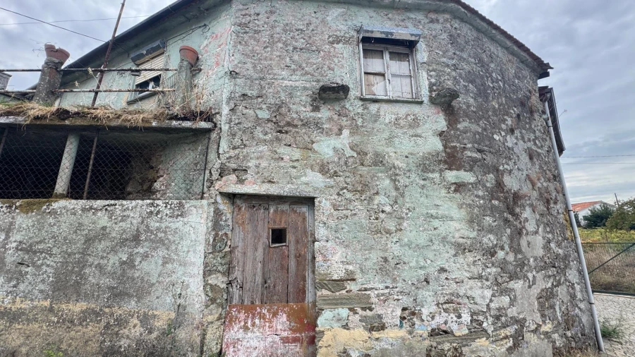 Moradia T3 para Venda em Moura Morta e Vinhós Foto 2