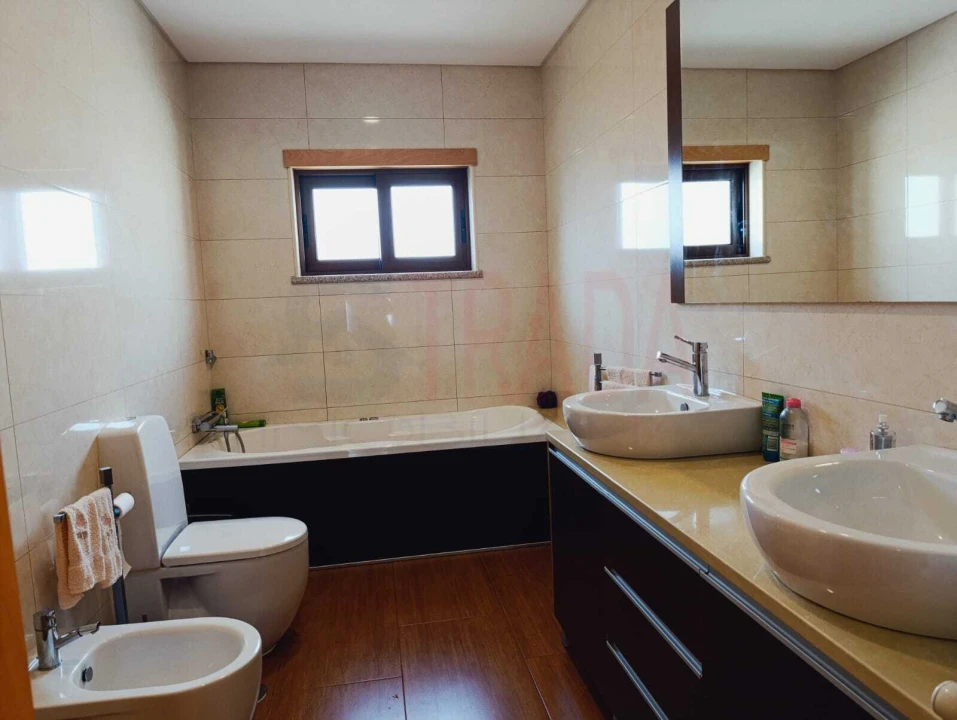 Moradia T3 para Venda em Merelim (São Paio), Panoias e Parada de Tibães Foto 20