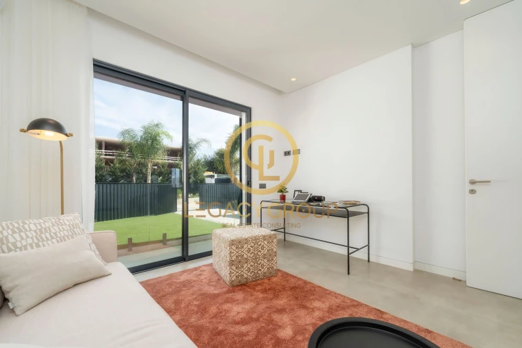 Moradia T4 para Venda em Boliqueime Foto 11