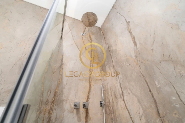 Moradia T4 para Venda em Boliqueime Foto 13