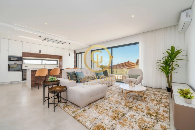 Moradia T4 para Venda em Boliqueime Foto 8