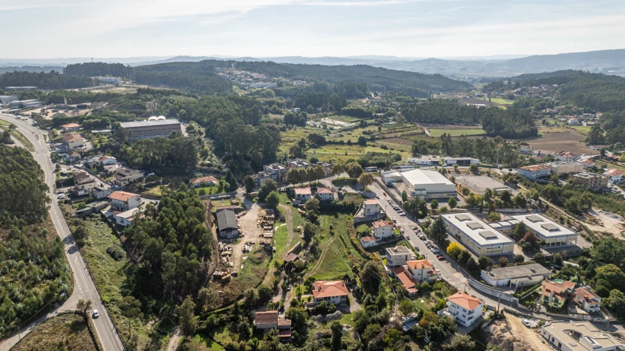 Armazém para Venda em Arnoso (Santa Maria e Santa Eulália) e Sezures Foto 6