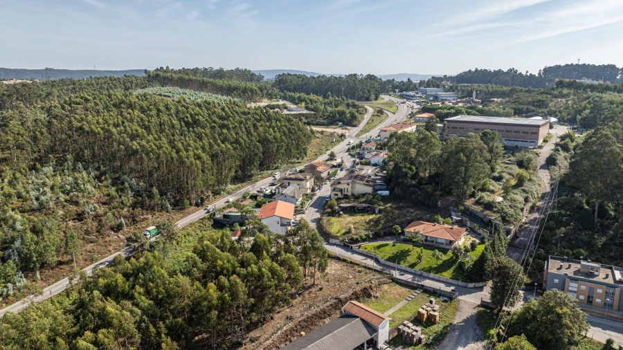 Armazém para Venda em Arnoso (Santa Maria e Santa Eulália) e Sezures Foto 9