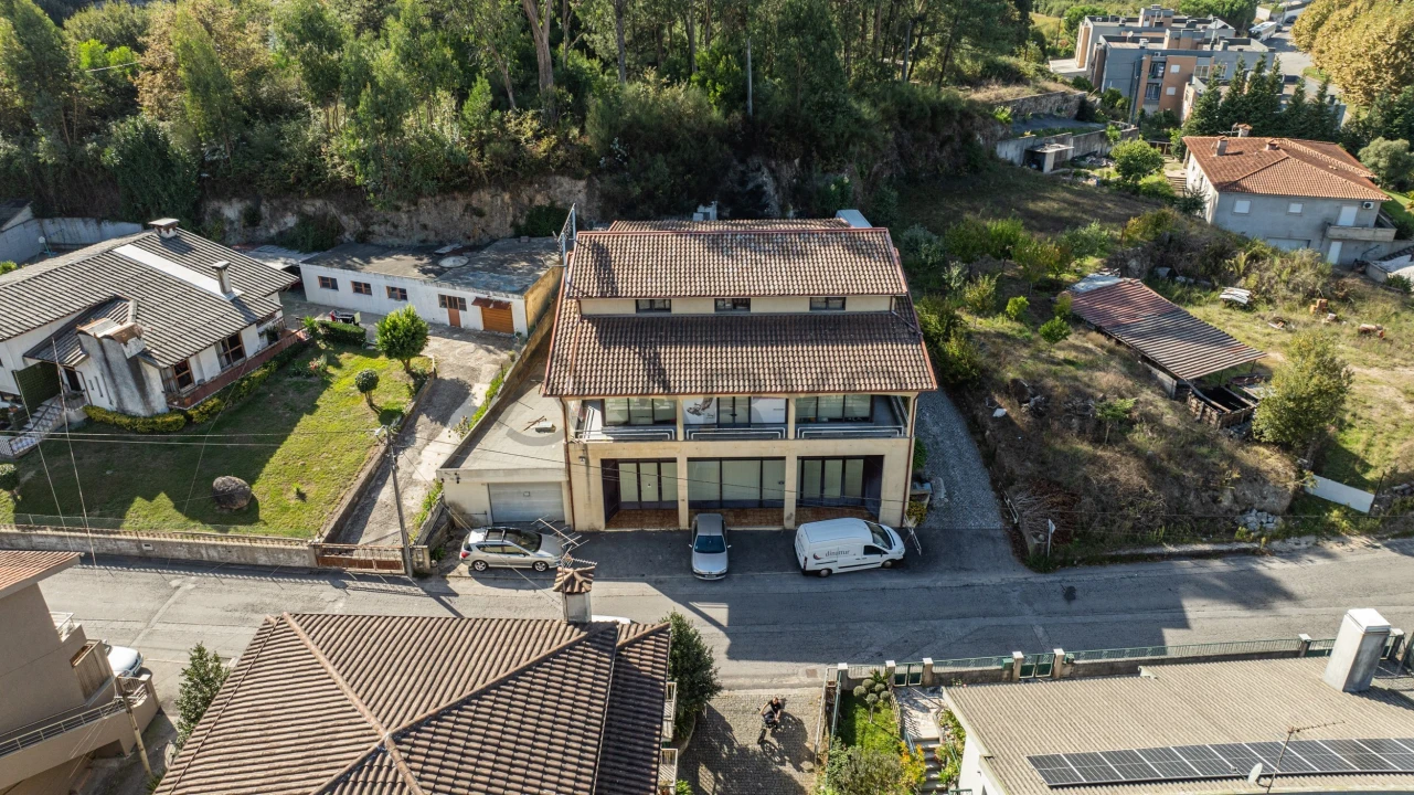 Armazém para Venda em Arnoso (Santa Maria e Santa Eulália) e Sezures Foto 2