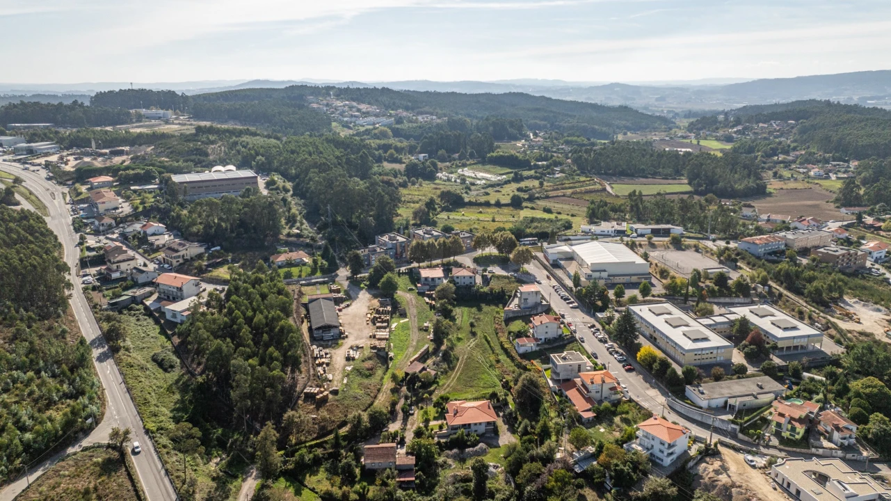 Armazém para Venda em Arnoso (Santa Maria e Santa Eulália) e Sezures Foto 6