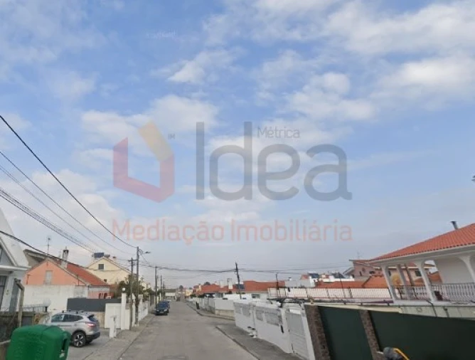 Loja para Arrendamento em Fernao Ferro Foto 26