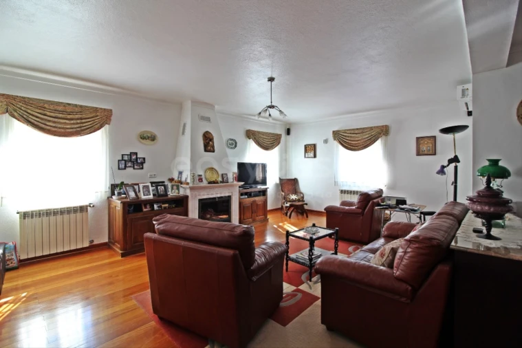 Quinta T6 para Venda em São Bento do Cortiço e Santo Estêvão Foto 16