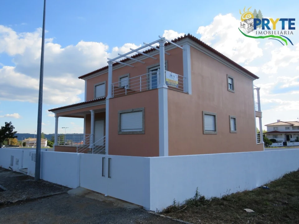 Terreno para Venda em Sertã Foto 3