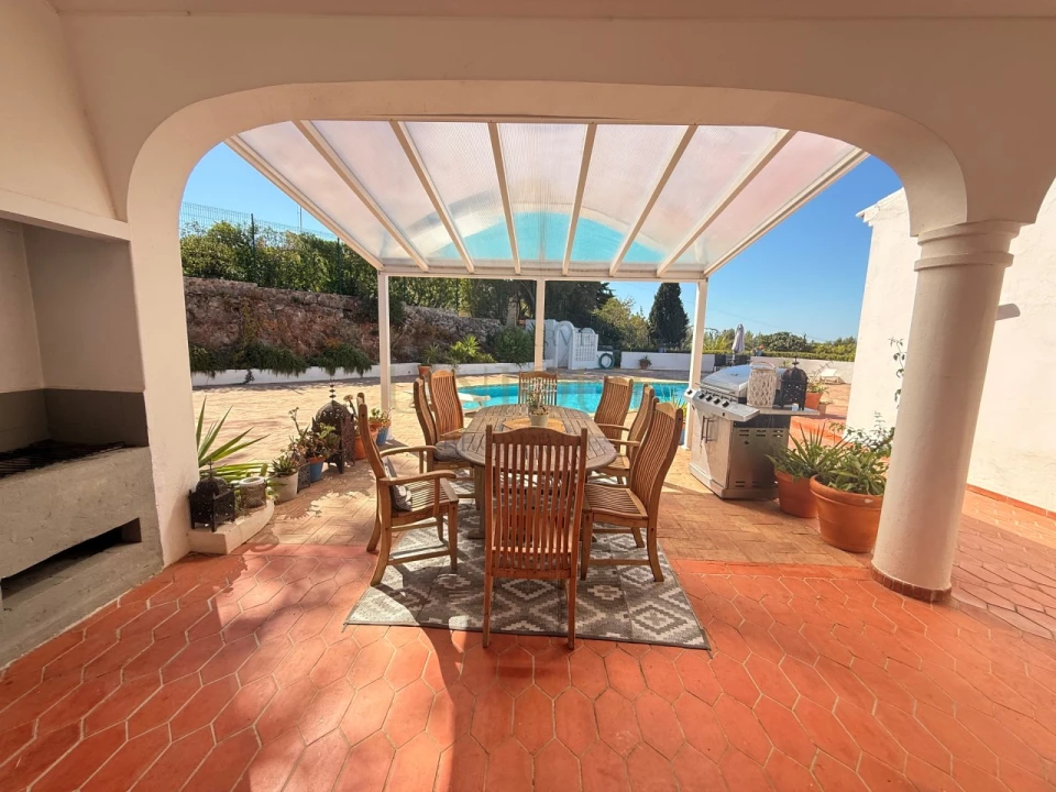 Moradia T4 para Venda em Bensafrim e Barão de São João Foto 4