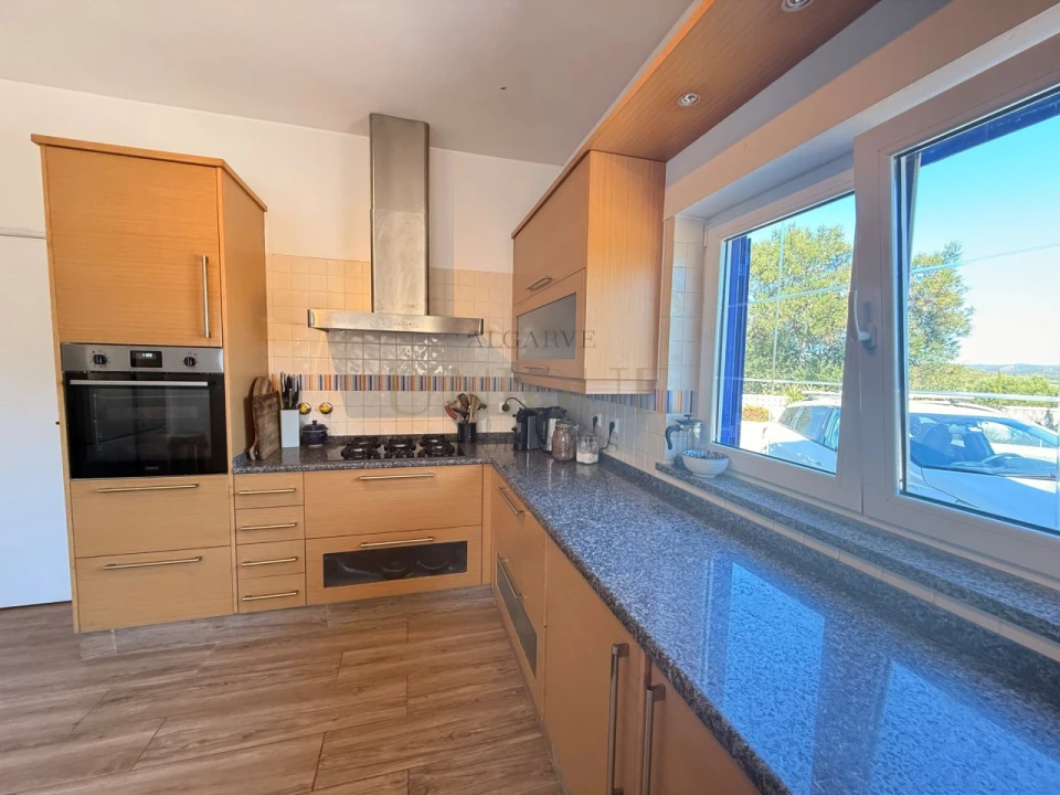 Moradia T4 para Venda em Bensafrim e Barão de São João Foto 17