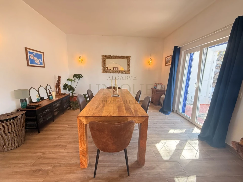 Moradia T4 para Venda em Bensafrim e Barão de São João Foto 13