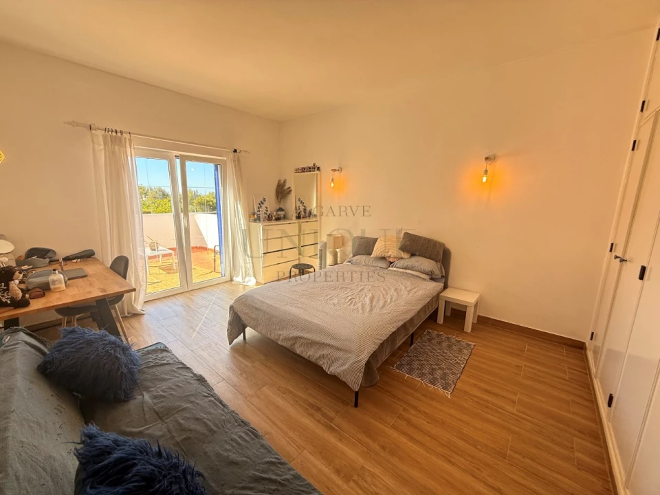 Moradia T4 para Venda em Bensafrim e Barão de São João Foto 27