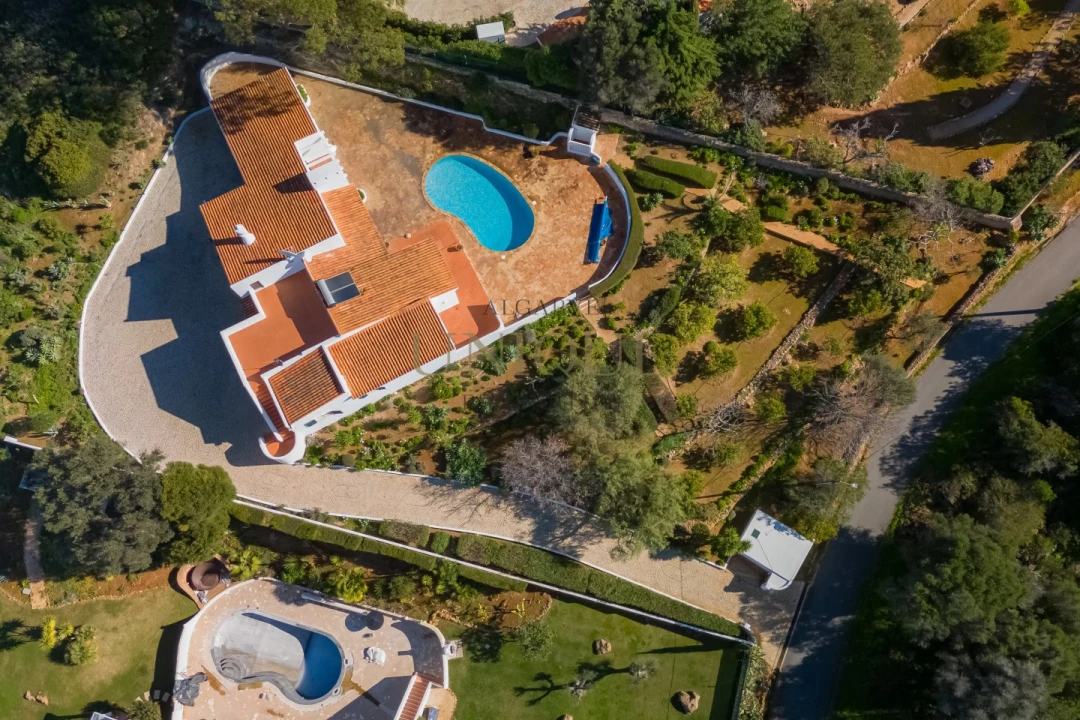 Moradia T4 para Venda em Bensafrim e Barão de São João Foto 37