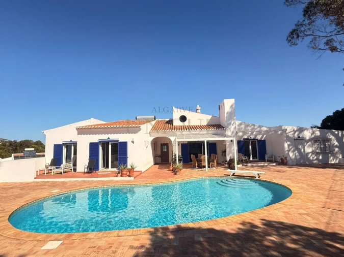 Moradia T4 para Venda em Bensafrim e Barão de São João Foto 6