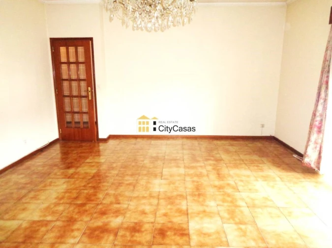 Apartamento T3 para Venda em Rio Tinto Foto 3