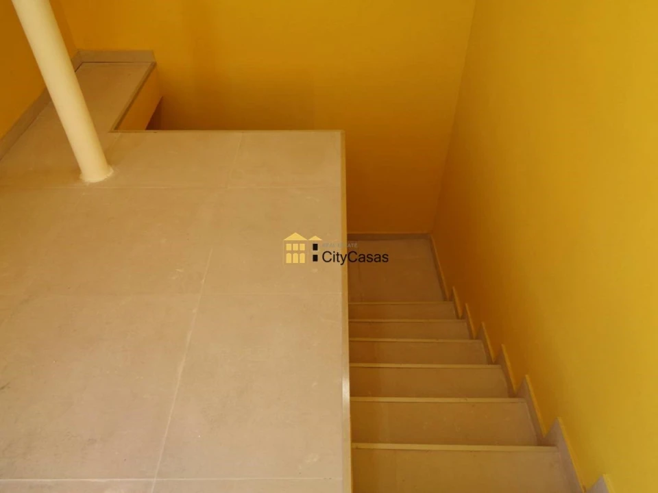 Moradia T5 para Venda em Campanhã Foto 20