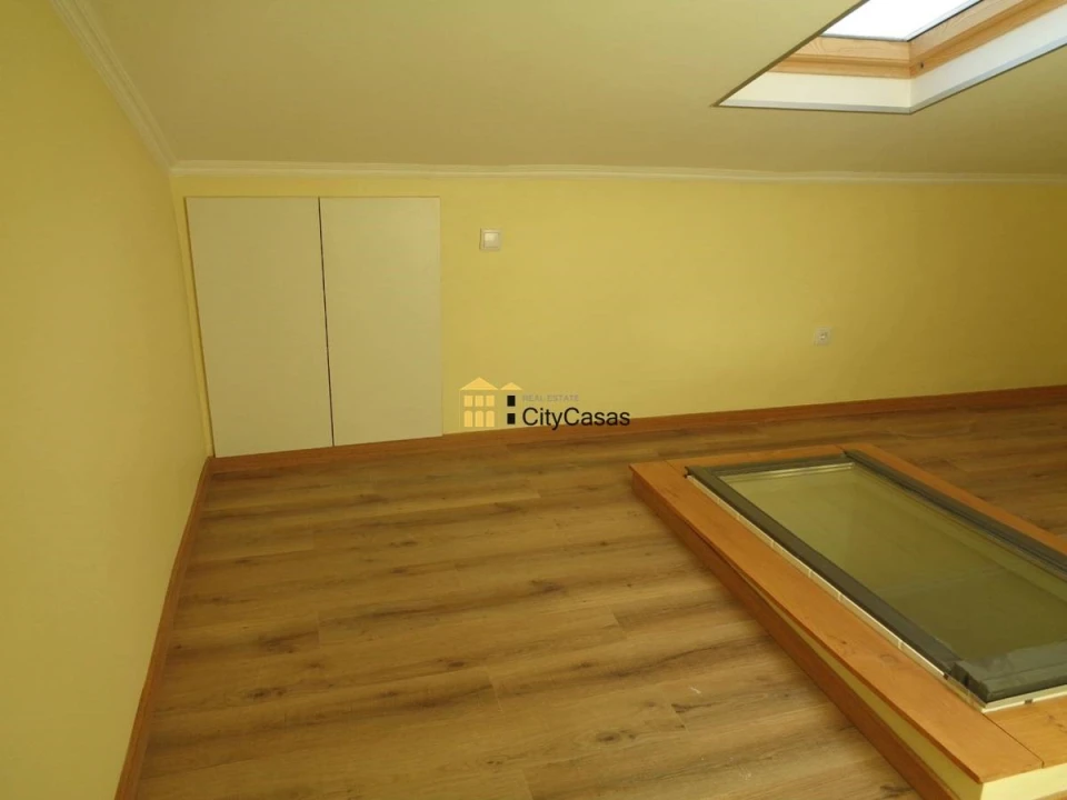 Moradia T5 para Venda em Campanhã Foto 27