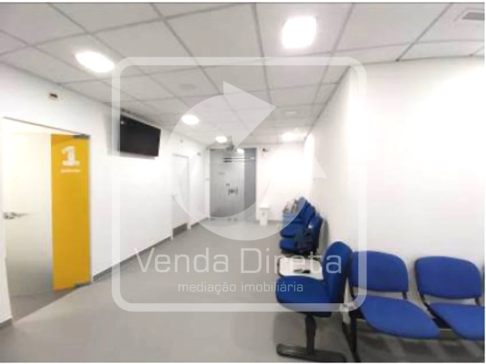 Loja para Venda em Alvalade Foto 4