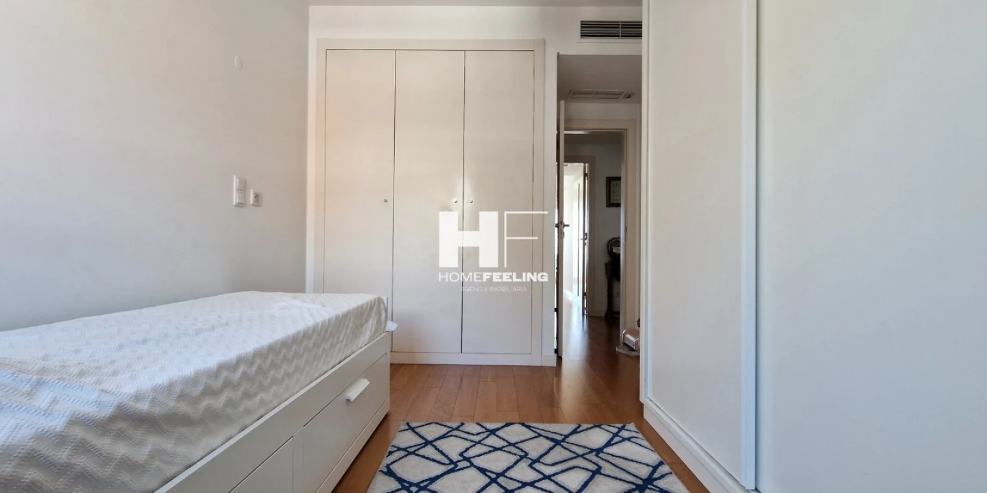 Apartamento T2 para Arrendamento em Algés, Linda-A-Velha e Cruz Quebrada-Dafundo Foto 10