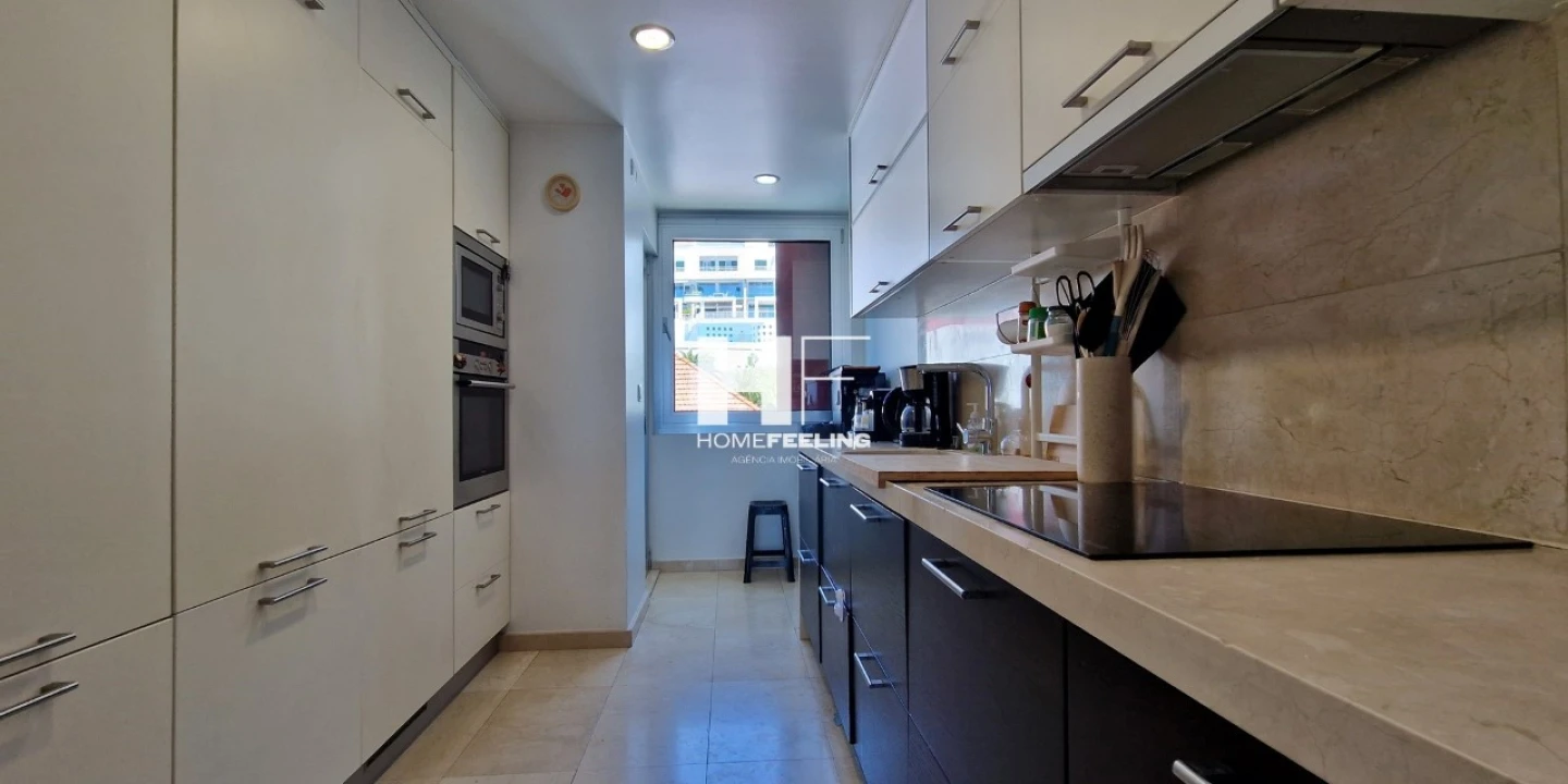 Apartamento T2 para Arrendamento em Algés, Linda-A-Velha e Cruz Quebrada-Dafundo Foto 13